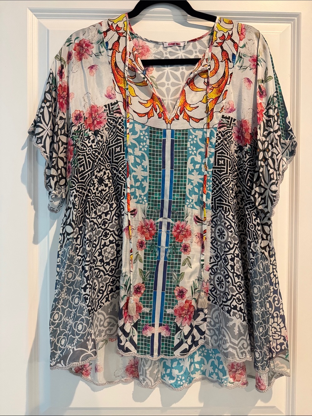 Johnny Was White Floral & Mosaic Print Short Sleeve Tunic